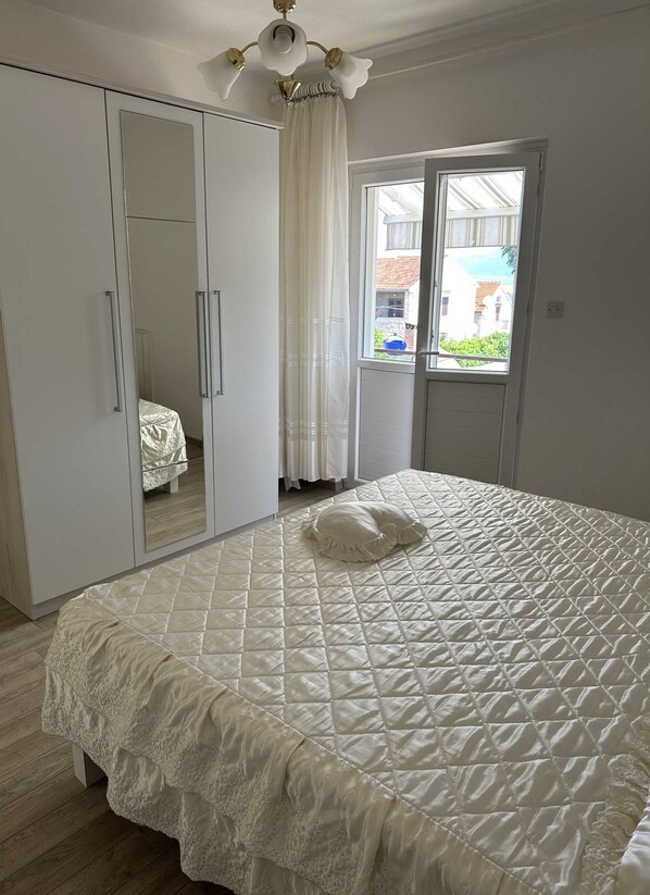 Apartment (Three Bedroom Apartment) | 2 bedrooms