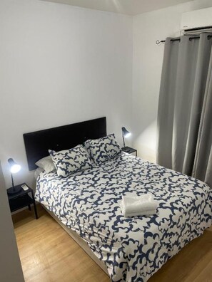 Unclassified image, 3 of 9, button - Plaza Rio B (1-Bedroom Apartment) (Madrid)
