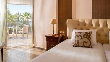 Coffres-forts dans les chambres, bureau, rideaux occultants