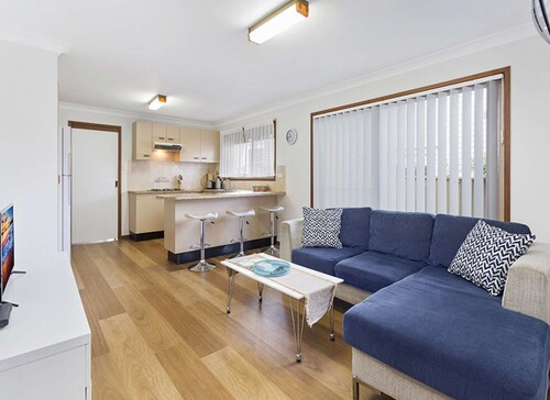 Kiama Coastal Escape - 3 bedrooms - sleeps 6 - close to beach and cafes