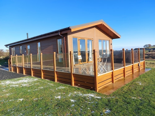 2 Bedroom Sleeps 4 Lodge-smart Tv-hot Tub-dogs Ok