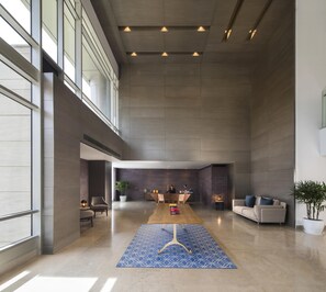 Lobby - Hyatt Delhi Residences (New Delhi)