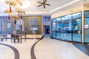 Dining - Eastiny Place Hotel (Pattaya)