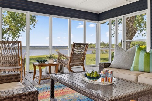 PK Lake Retreat | Private Beach, Bring Your Boat, Ultimate Game Room & Hot Tub