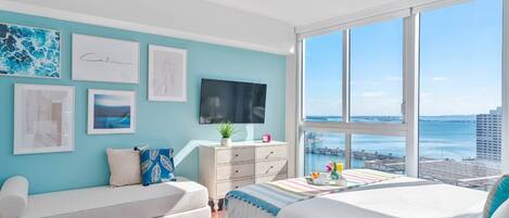 2 chambres, fer et planche à repasser, lit de bébé portatif, Wi-Fi