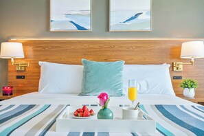 Iron/ironing board, travel cot, WiFi, bed sheets