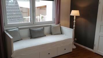 3 habitaciones, cuna de viaje, wifi gratis y ropa de cama