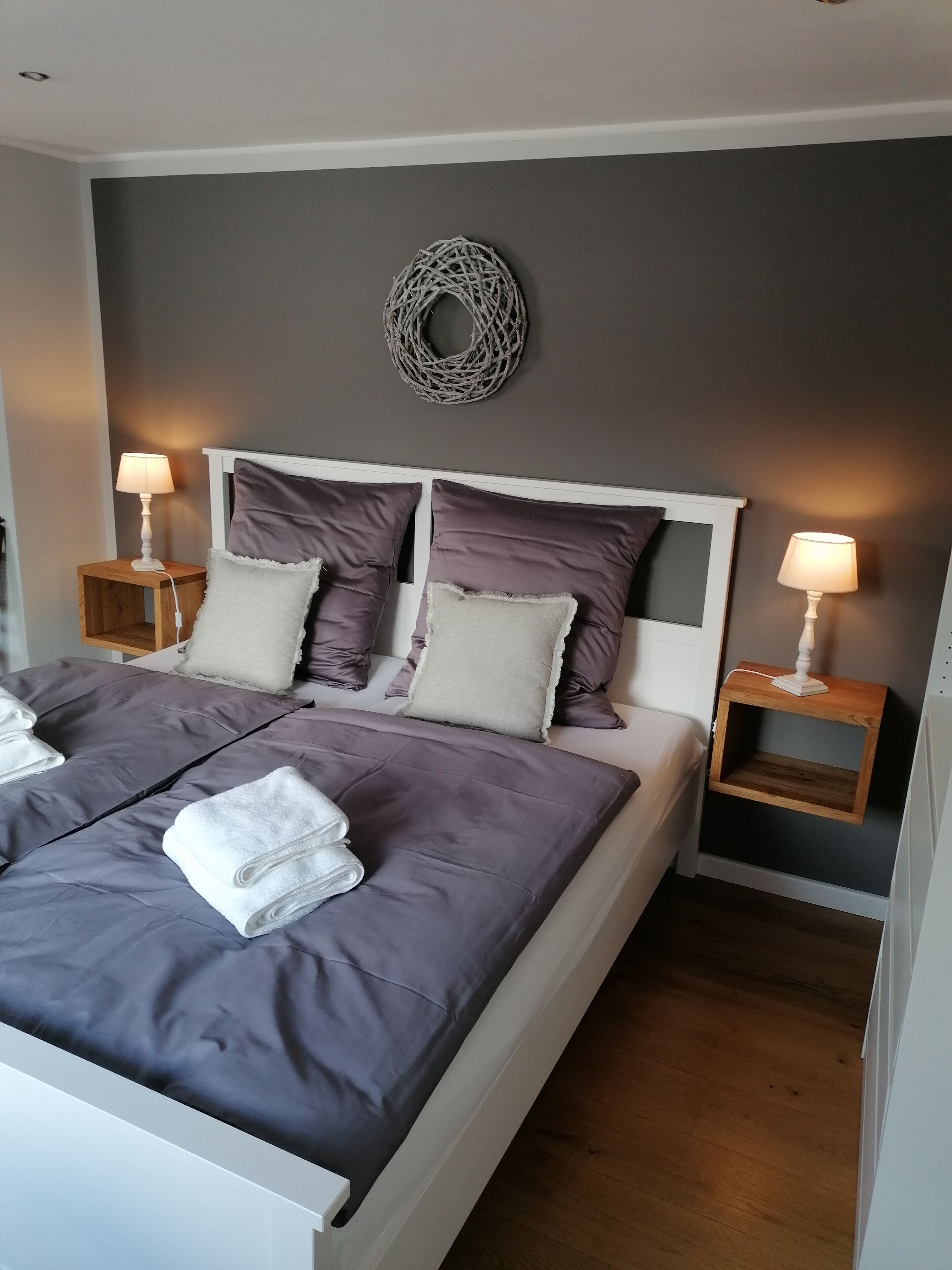 3 habitaciones, cuna de viaje, wifi gratis y ropa de cama 