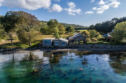 Mulroe Cove - Studio