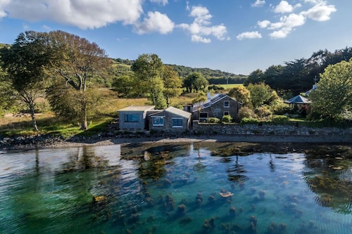 Mulroe Cove - The Boathouse, Fisherman's Lane