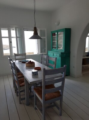 تناول الطعام