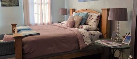 1 bedroom, WiFi, bed sheets