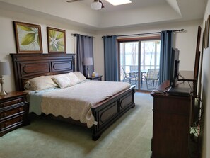 4 bedrooms, free WiFi, bed sheets