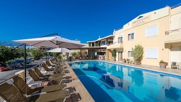 Piscina a l'aire lliure