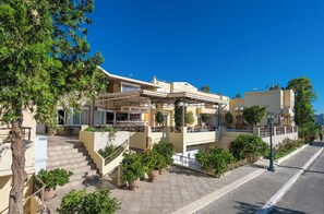View from property - Veronica Hotel (Chania)