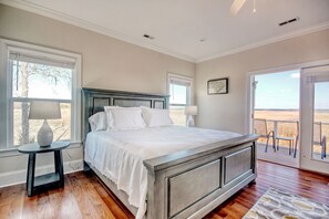 4 bedrooms, free WiFi, bed sheets