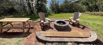 Hector's Point-New Modern 1 bedroom suites in Iona
