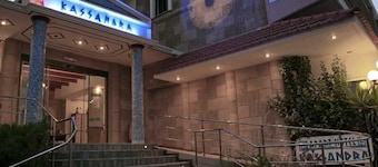 Kassandra Apartments