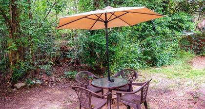 ★Serine Space ★ King Bed ★ Long Term Stays ★ Duke★