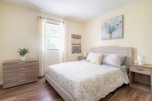 2 dormitorios, tabla de planchar con plancha, wifi y ropa de cama