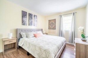 2 chambres, fer et planche à repasser, Wi-Fi, literie fournie