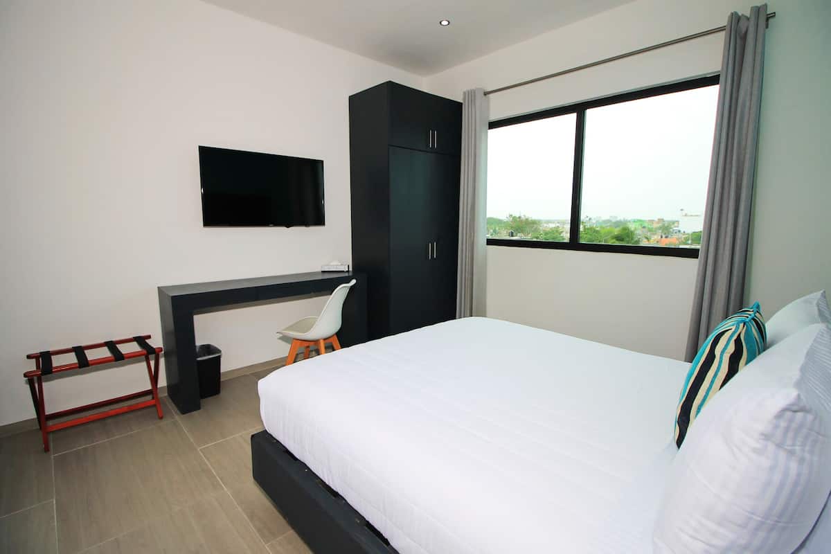 Standard Suite Street View