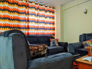 TV