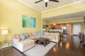 TV connectée, cheminée, jeux vidéo, livres