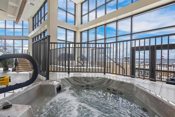 Indoor spa tub