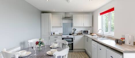 غسالة أطباق، كرسي للأطفال