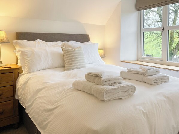 2 chambres, Wi-Fi gratuit, draps fournis