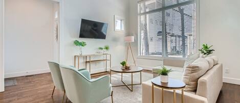 Televisión, chimenea