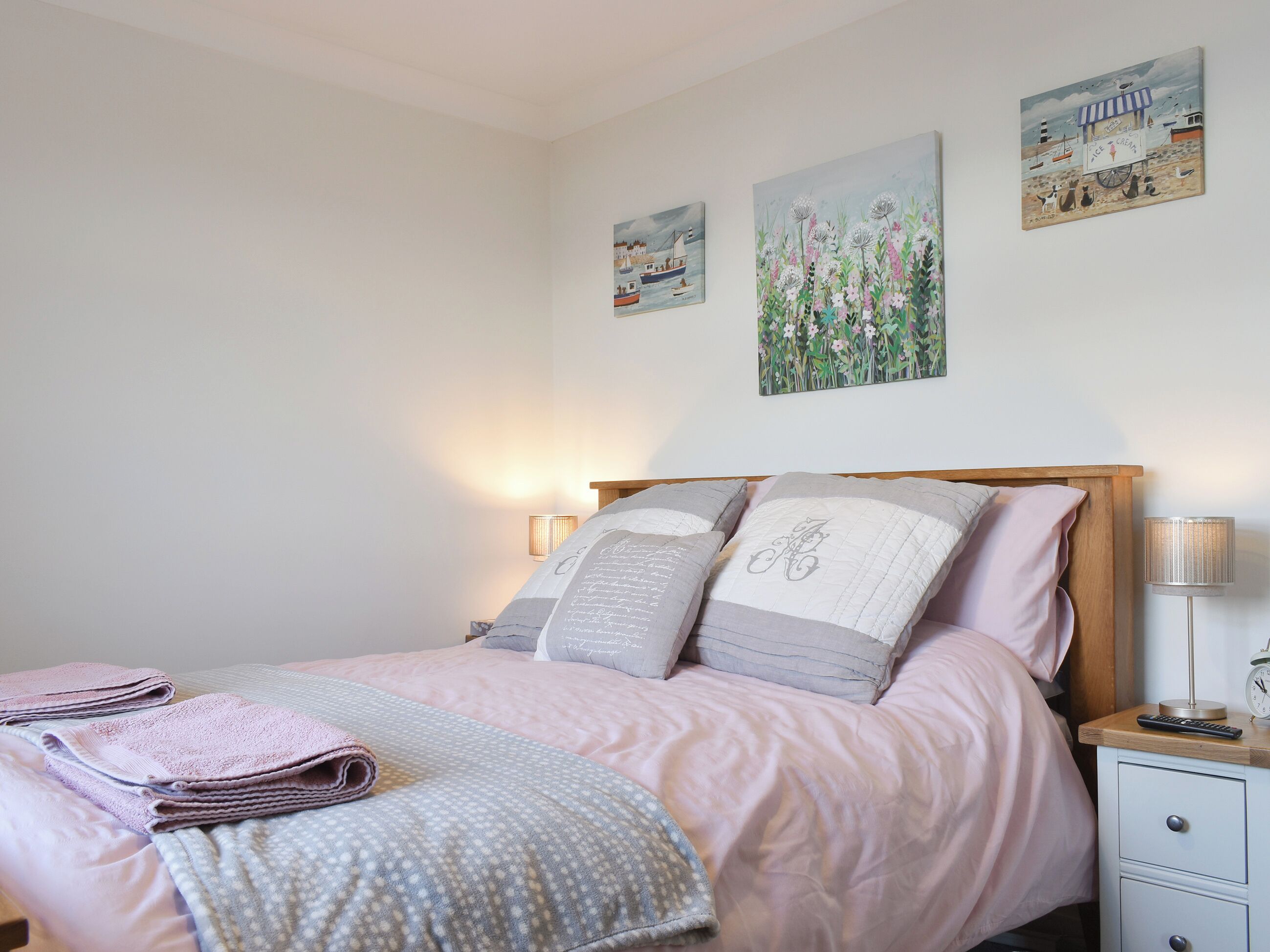 2 camere, Wi-Fi gratuito, lenzuola