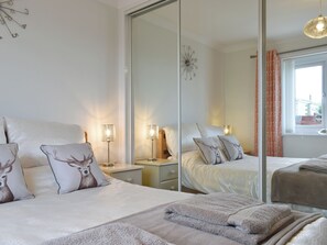 2 chambres, Wi-Fi gratuit, draps fournis