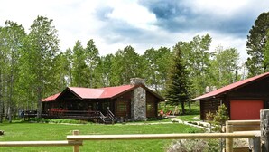 Unclassified image, 3 of 34, button - New Listing  Sleeps 8, 4 Bedroom, 3 Bath, 18 Miles to Yellowstone!! (Island Park)