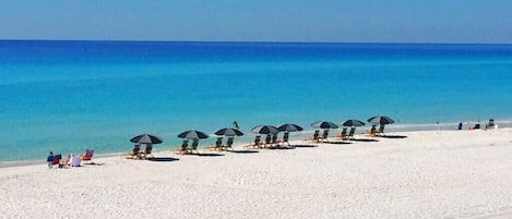 Beach nearby, sun loungers, beach towels