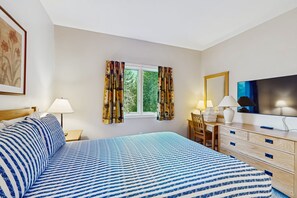 3 bedrooms, iron/ironing board, Internet, bed sheets