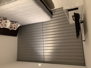 2 Schlafzimmer, Zimmersafe, Bügeleisen/Bügelbrett, WLAN