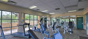 Tucson Home w/ BBQ & Patio, 5 Mi to âAâ Mountain!