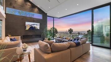 Smart TV, fireplace, foosball