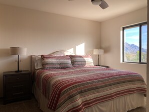 4 Schlafzimmer, Bügeleisen/Bügelbrett, kostenloses WLAN, Bettwäsche