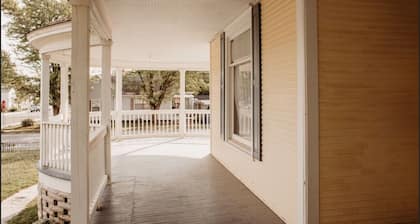 Lovely Victorian Mansion Centrally Located