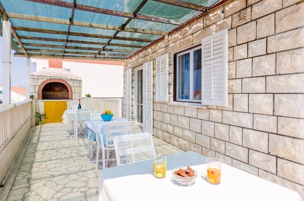 Yhden hengen huone (Single Room with Terrace and Sea View) | Ulkopuoli