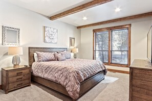 7 soverom, internettilgang og sengetøy