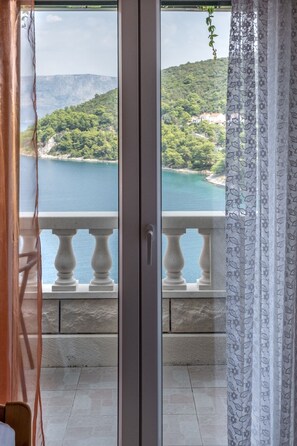 Appartement (Two Bedroom Apartment) | Vue depuis l’hébergement