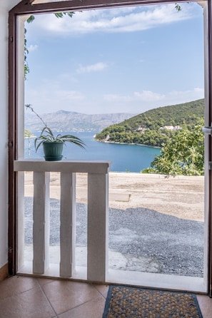 Monolocale (Studio Apartment with Sea View) | Balcone