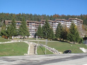 Exterior - Renovated apartment at the foot of the slopes with balconies (Villard-de-Lans)