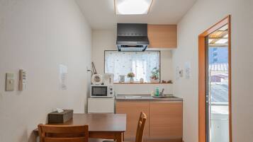 Cabana luxo, 3 quartos, para não fumantes | Opções para refeição no quarto