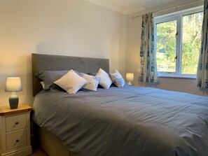 3 chambres, lit de bébé portatif, accès au Wi-Fi (inclus)