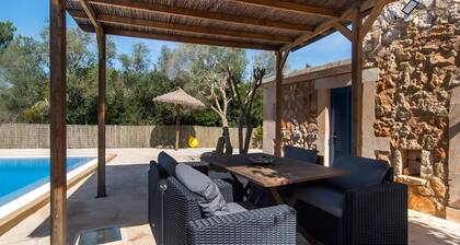 Fantastic Country Estate Sa Costa with Pool, Garden, Air Conditioning & Wi-Fi